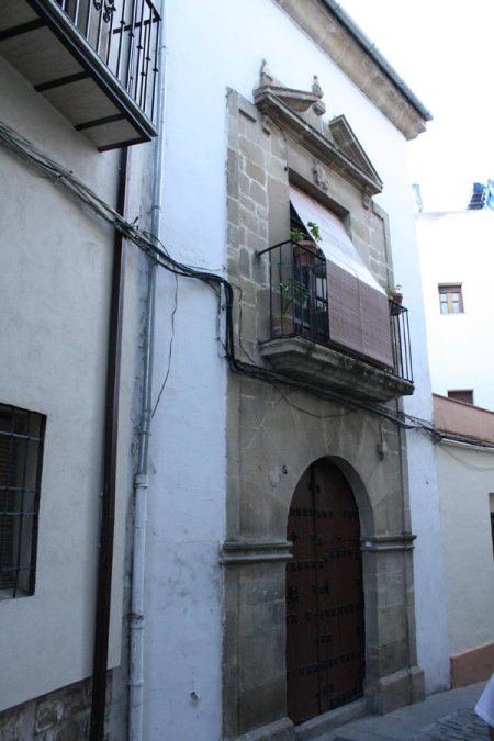 Fachada Casa del Inquisidor contigua a la Sinagoga del Agua